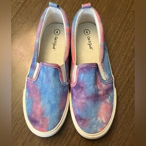 Cat & Jack Neva corduroy slip-on shoes, size 4 (big girl)